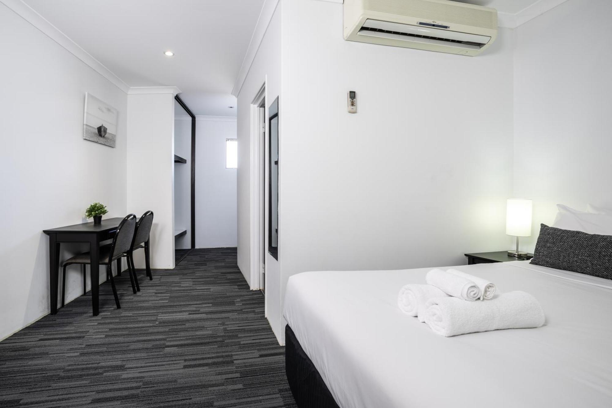 Joondalup City Hotel Perth Ngoại thất bức ảnh