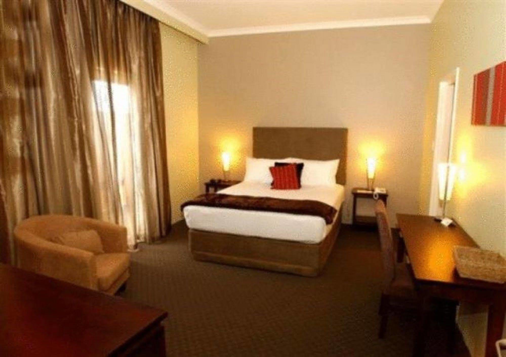 Joondalup City Hotel Perth Phòng bức ảnh